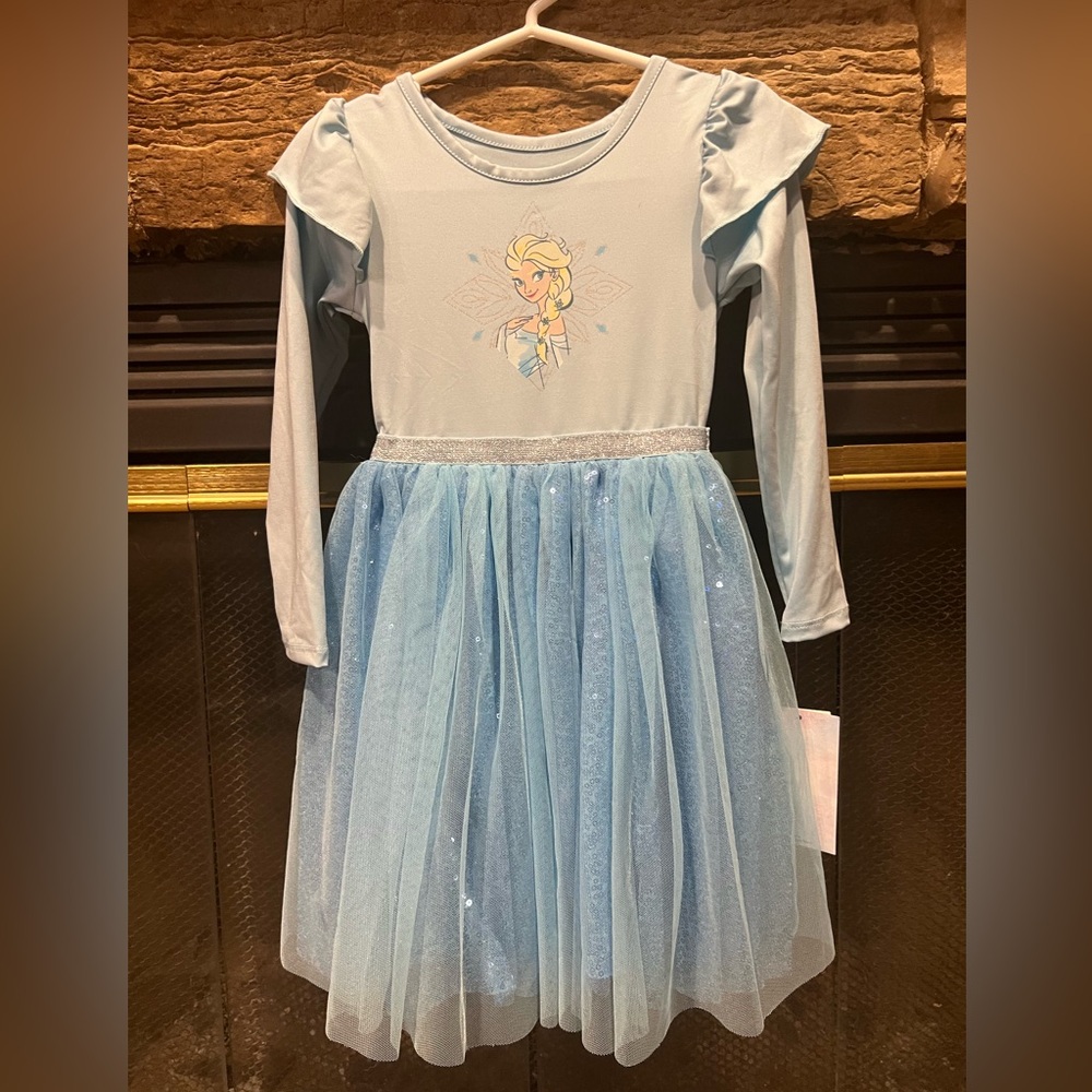 Disney Frozen Dress NWT size 2T. Smoke free home.